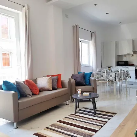Ac1- Prime Location 3 Bedroom Apt In St.julian's San Ġiljan